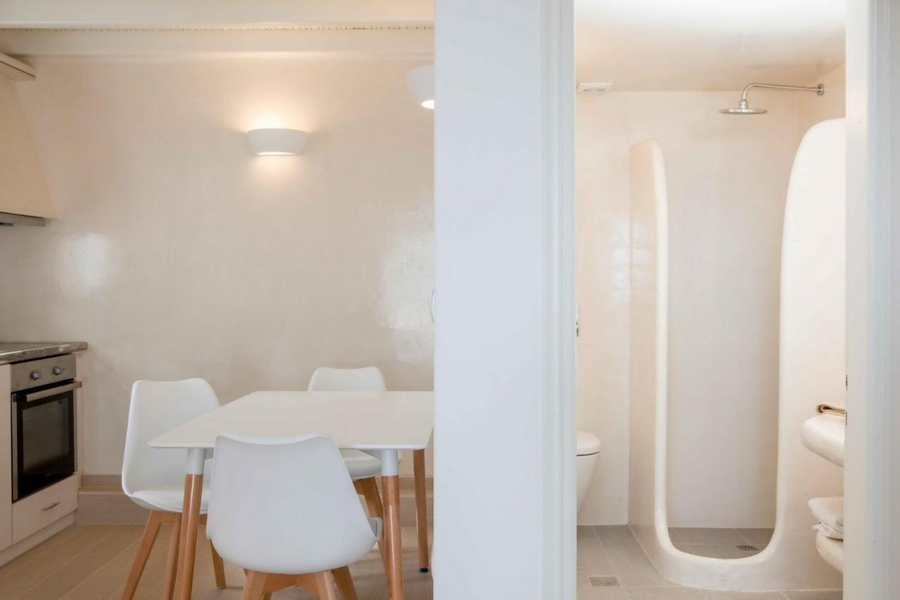 Gervi Suites サントリーニ エクステリア 写真