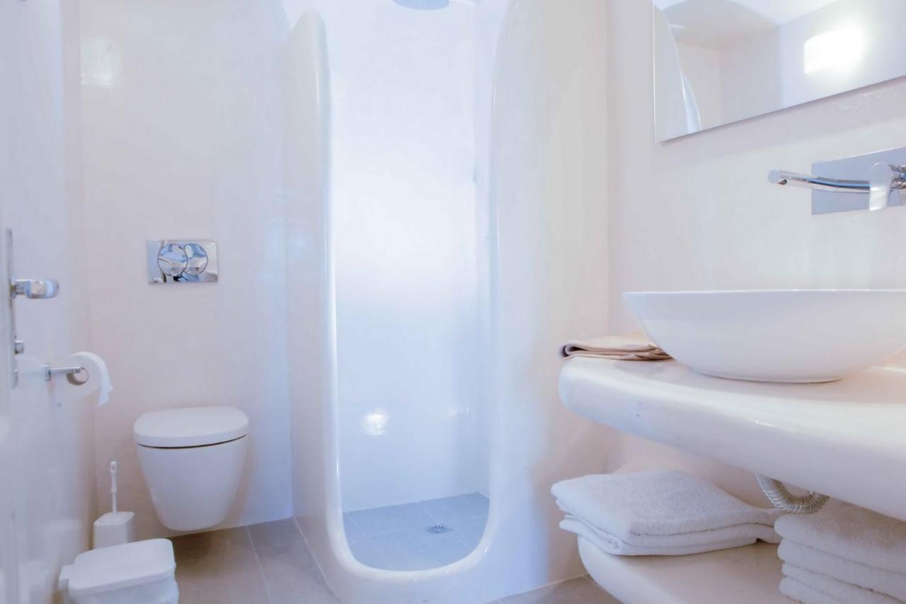 Gervi Suites サントリーニ エクステリア 写真